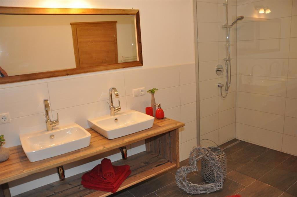Ferienwohnung Christian Aschau Im Zillertal Luaran gambar